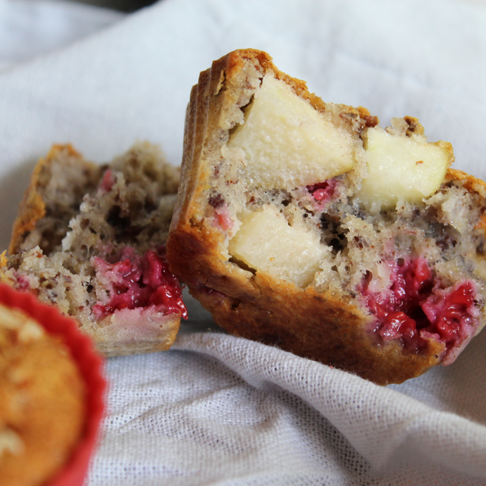APPLE BERRY PROTEIN MUFFINS