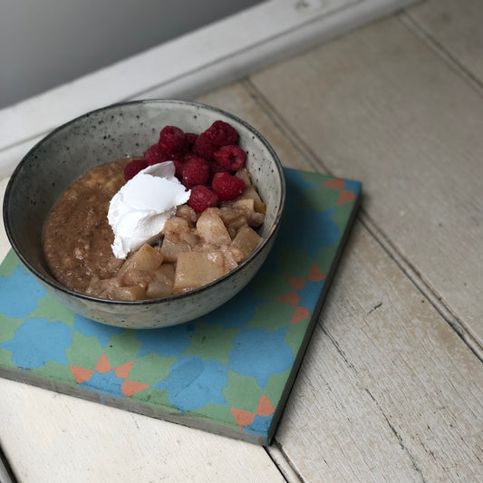 COLLAGEN PORRIDGE WITH POACHED PEARS