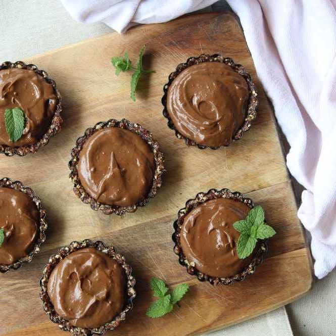 PALEO CHOC MINT TARTS